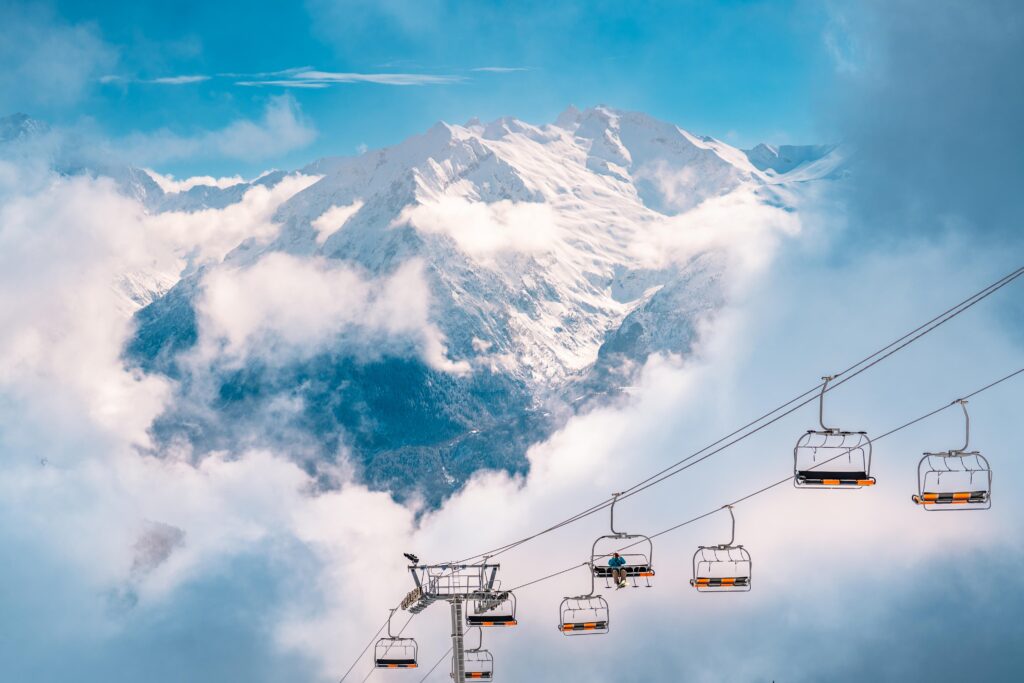 1742144123984_1275e71b-cbc0-45b4-8b57-3eddde0804ed.jpg_0_16771610150864340631 (1)